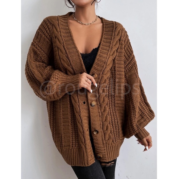 Oversized Brown Cable Knit Cardigan Long Sleeves Hip Length Buttoned - Picture 2 of 11
